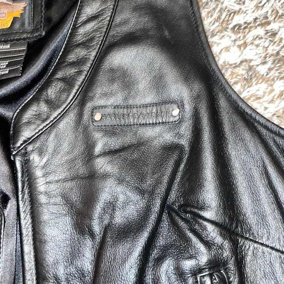 Leather Harley Davidson Vest - Picture 5 of 5
